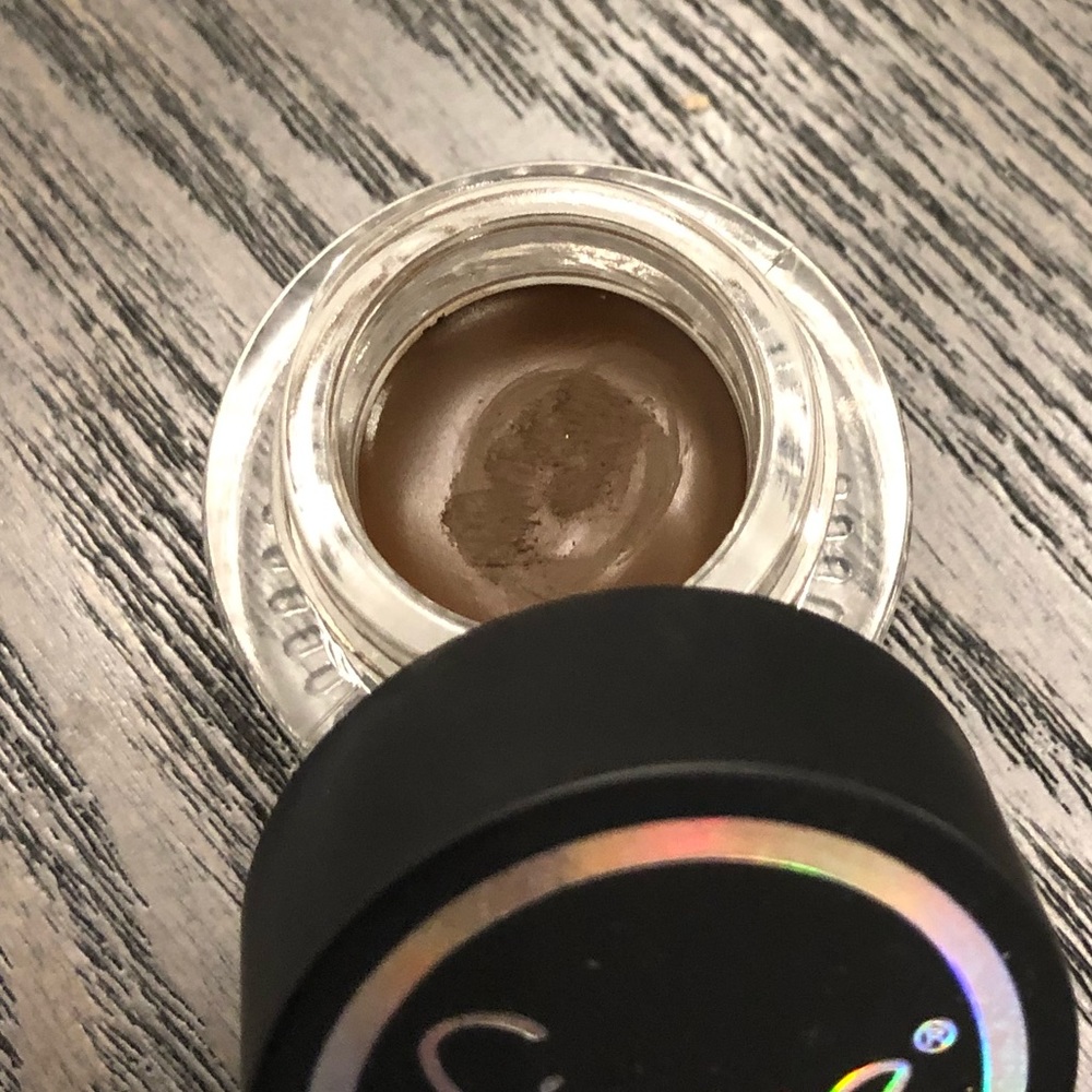 Sigma cream eyeshadow